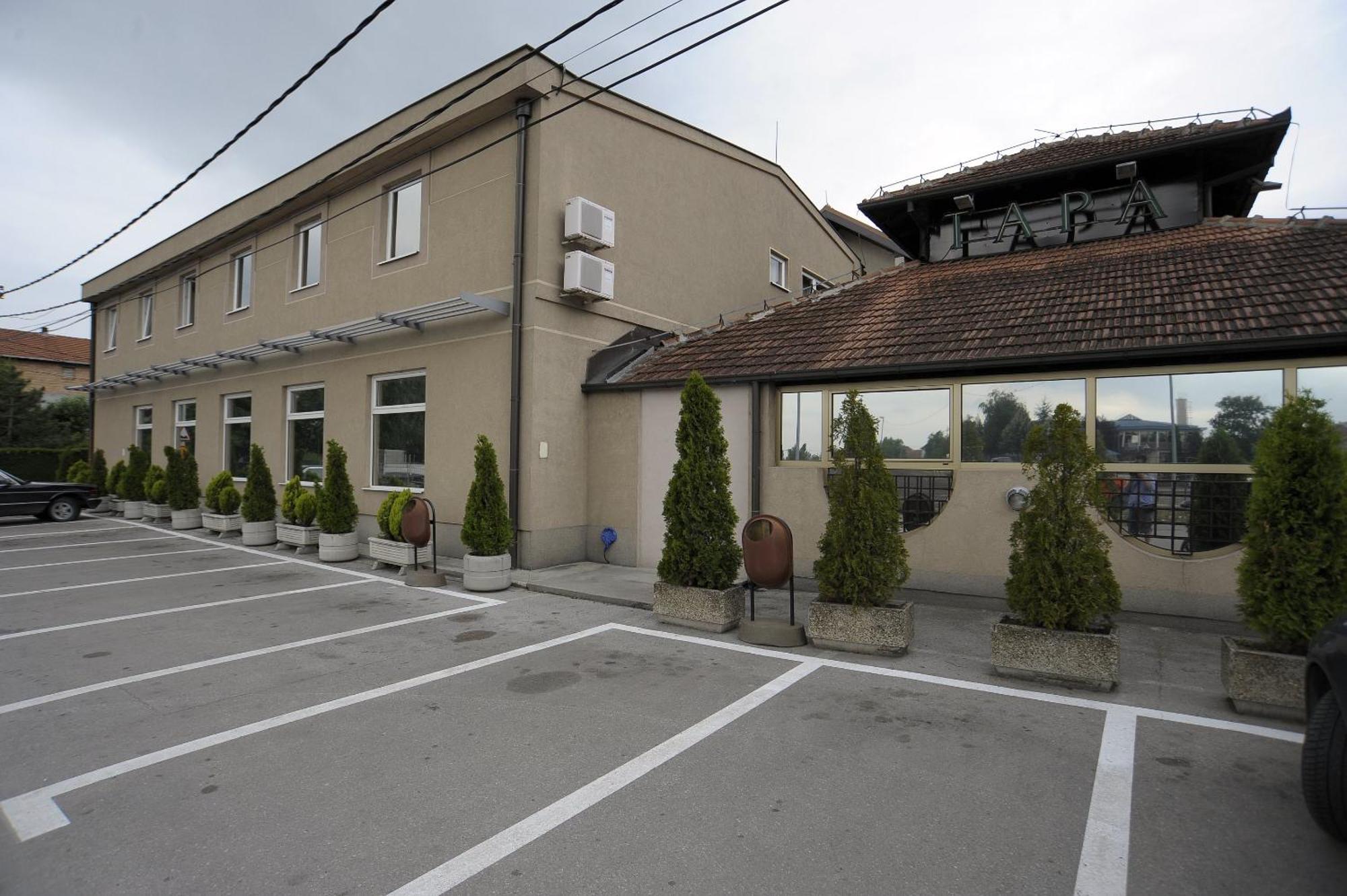 Accommodation Tara Белград Екстериор снимка