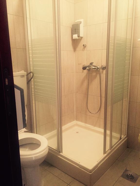 Accommodation Tara Белград Екстериор снимка