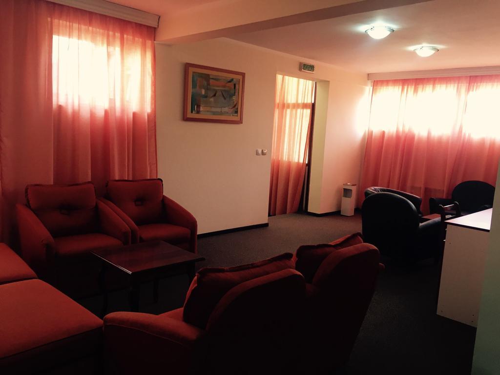 Accommodation Tara Белград Екстериор снимка